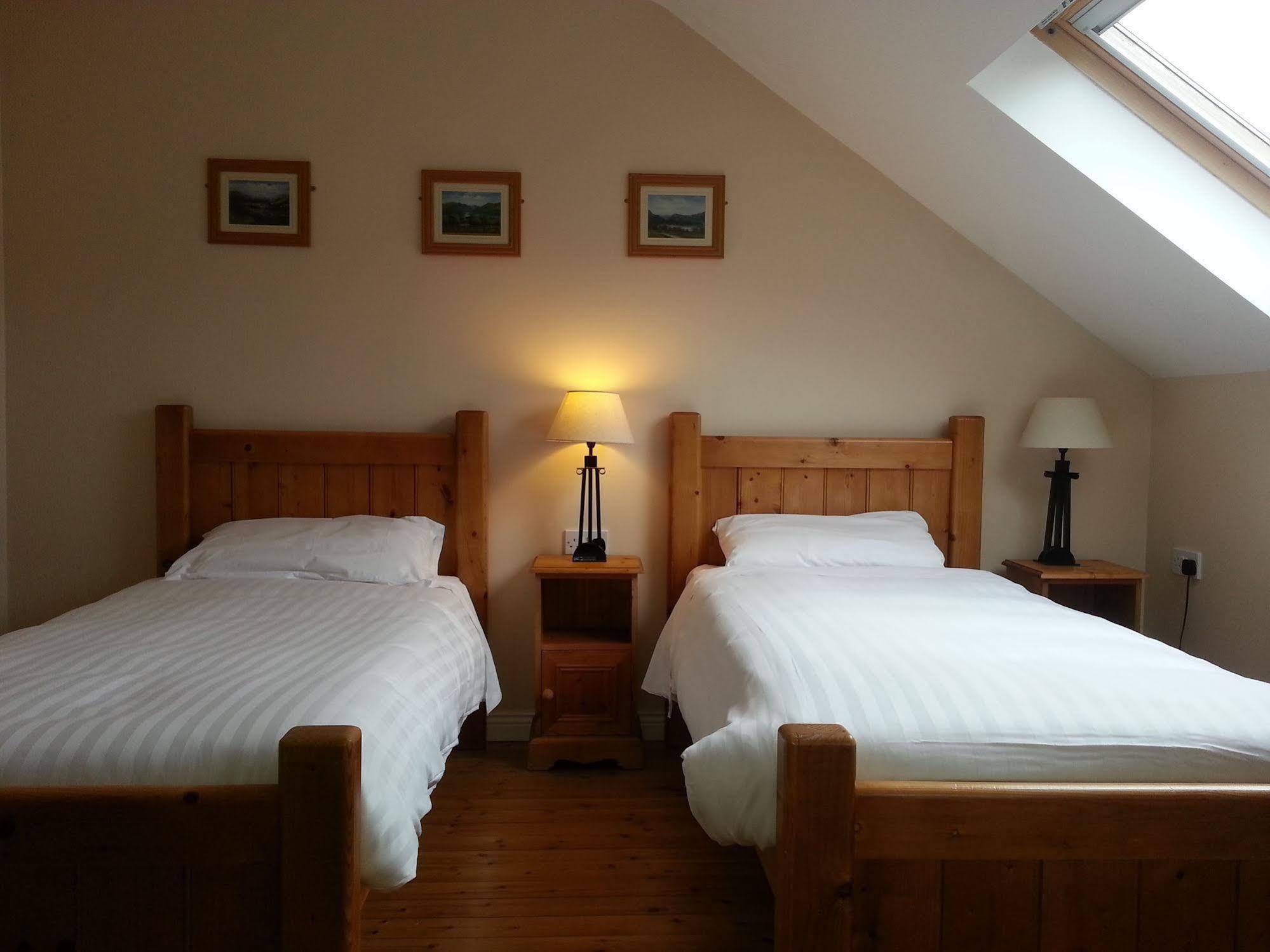 Kerry Ocean Lodge Killorglin ภายนอก รูปภาพ