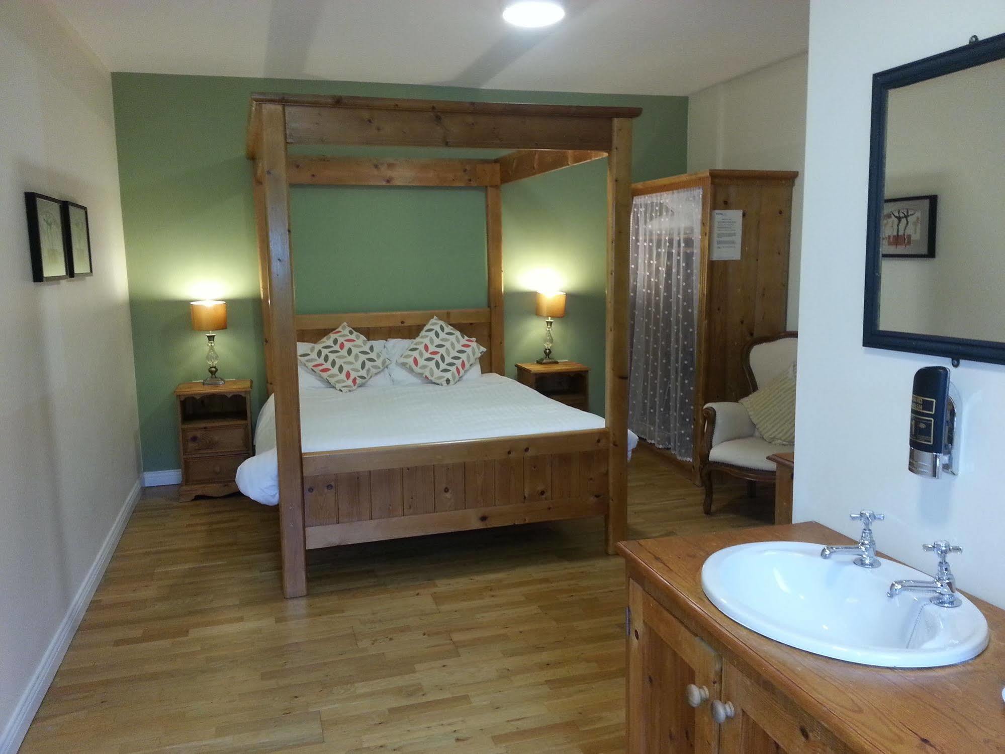 Kerry Ocean Lodge Killorglin ภายนอก รูปภาพ