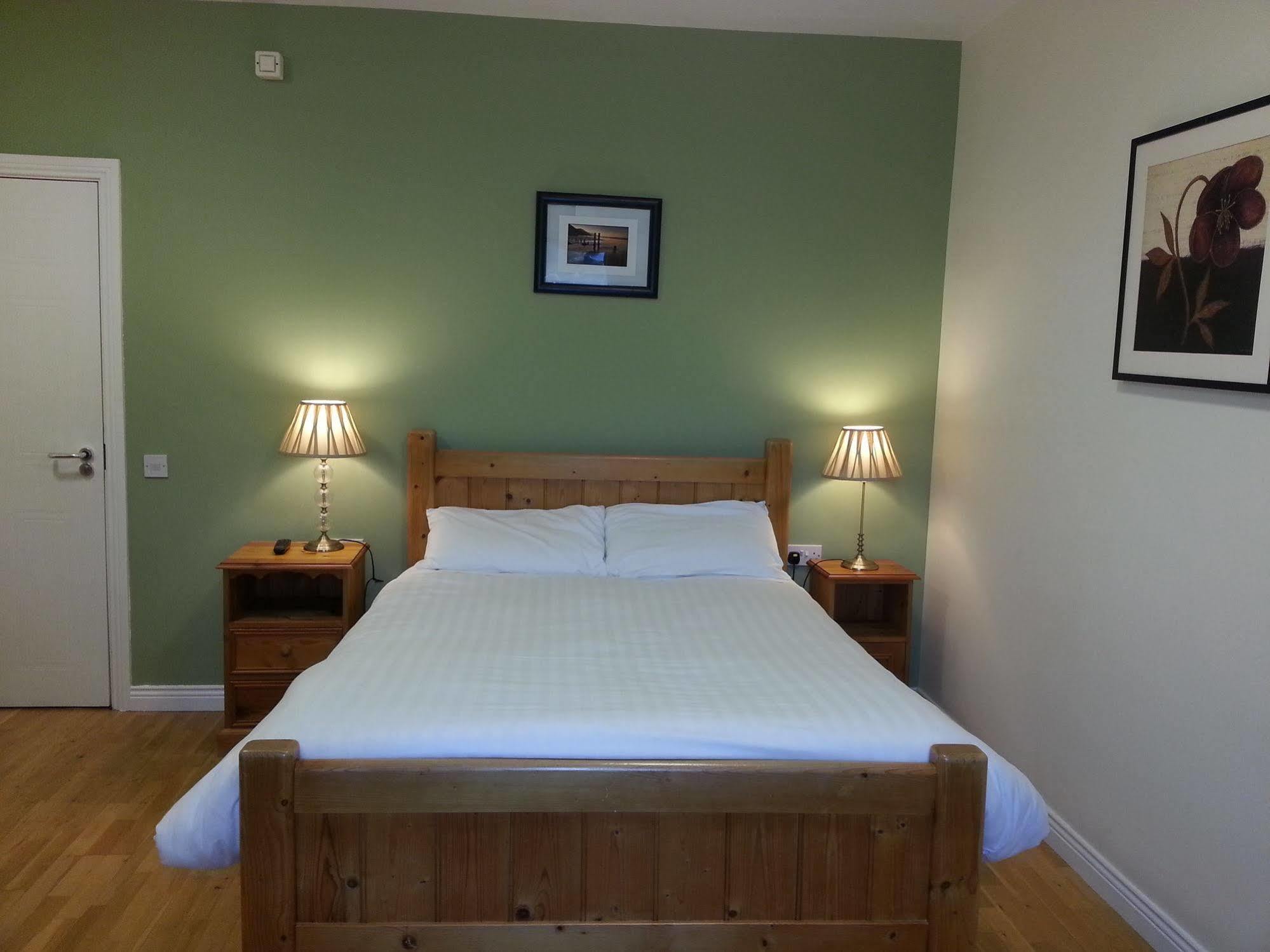 Kerry Ocean Lodge Killorglin ภายนอก รูปภาพ